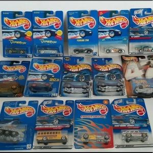 HOT WHEELS 14 Vtg: 92 Viper 90 Ferrari 250 Batman
